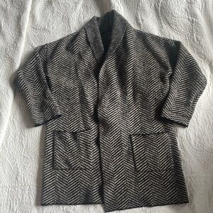 Black tan chevron thick knit shawl cardigan pockets medium